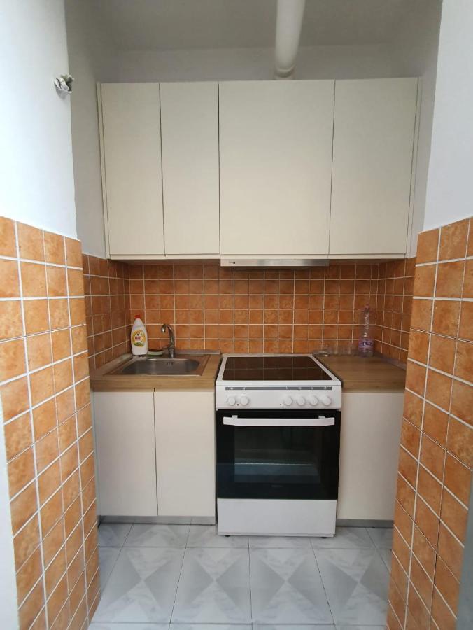 Heris'S Apartment Tirana Exterior foto